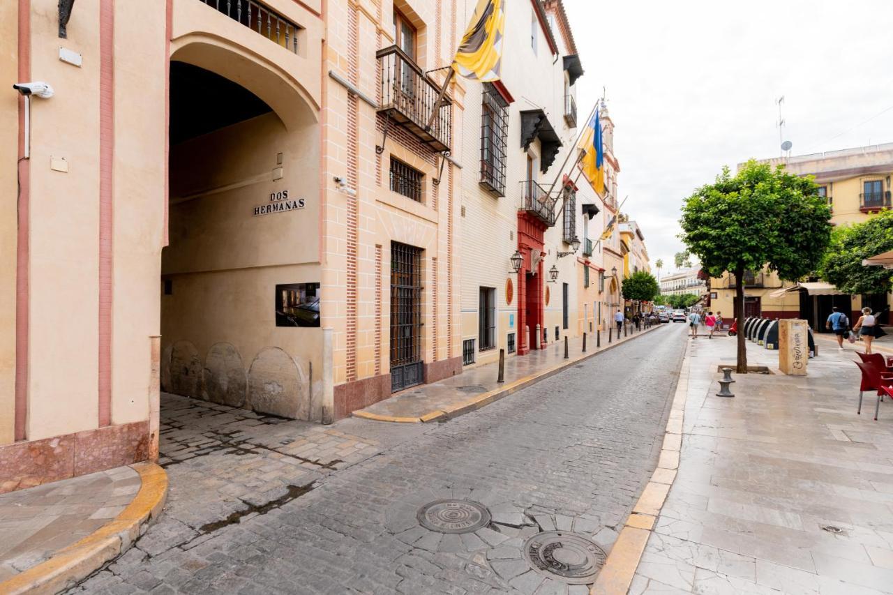 Bonito Callejon En La Juderia By Thegoodtourist 세비야 외부 사진